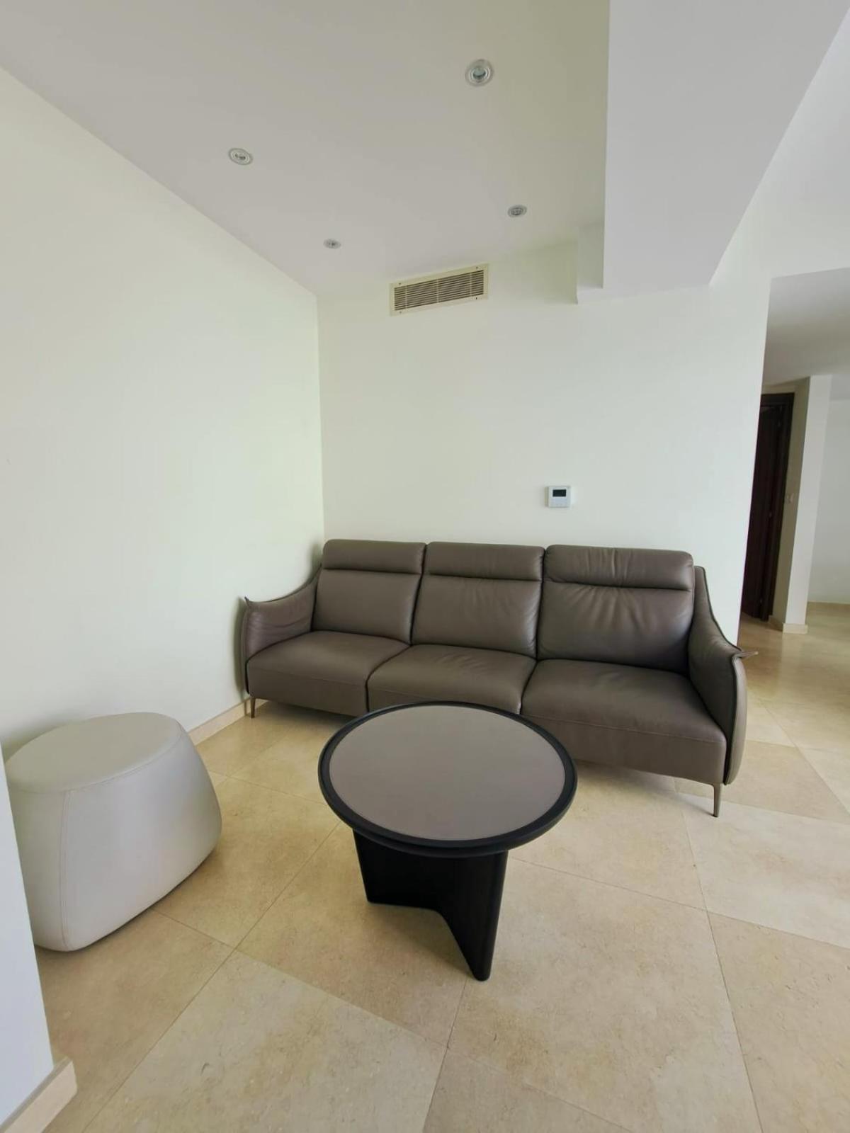 Aphrodite Plaza Larnaca Exterior photo